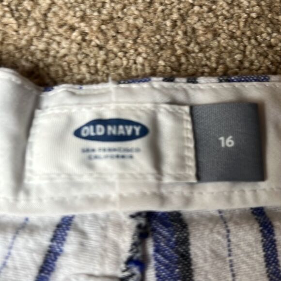 OLD navy striped lined blend shorts size 16. - Picture 2 of 8